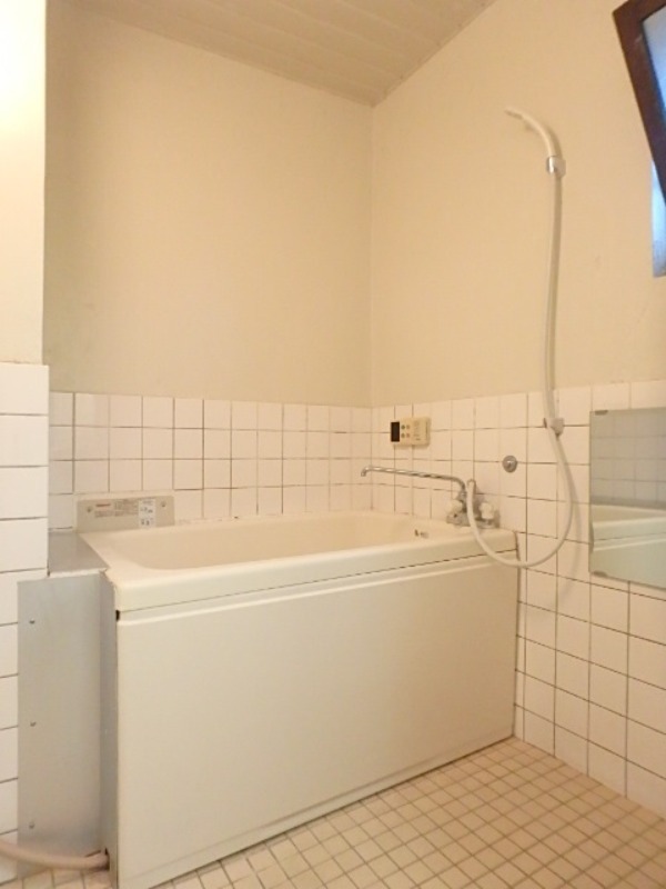 バス・シャワールーム　図面と現状に相違がある場合には現状を優先