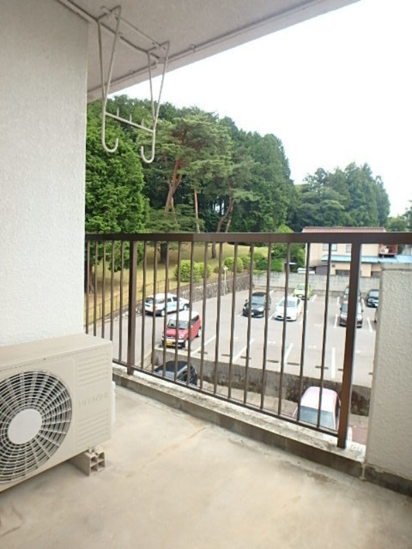 バルコニー　図面と現状に相違がある場合には現状を優先