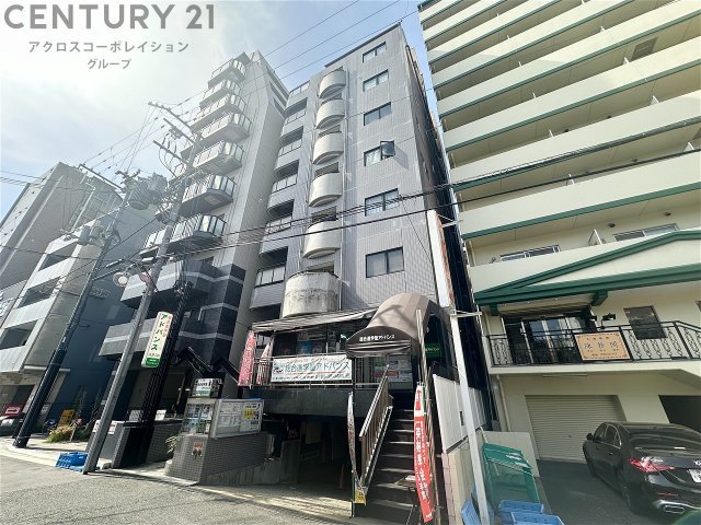 建物外観　オートロック付きで外部からの出入りがなく安心です