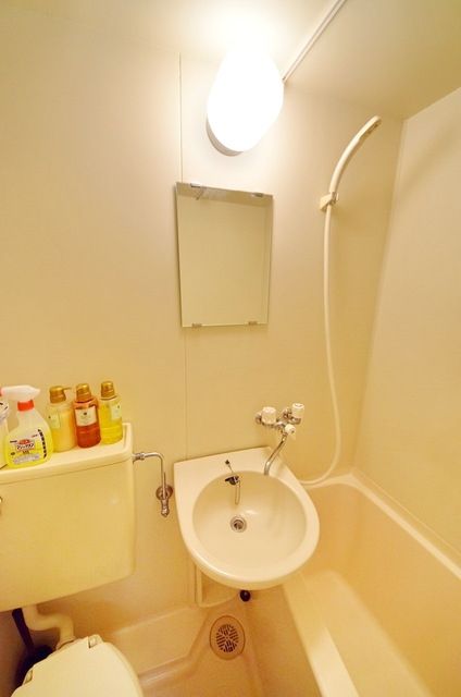 洗面設備　同仕様