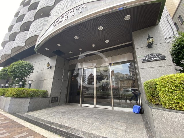 エントランス　ノルデンハイムリバーサイド天神橋　エントランス