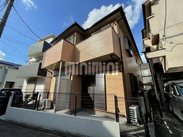 建物外観　南向きで日当たり良好！全室角部屋