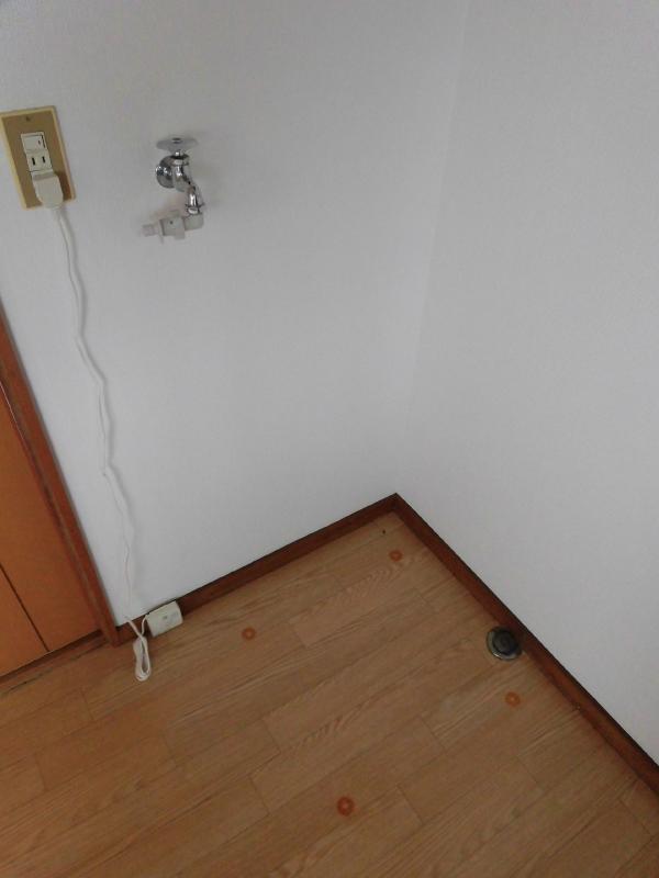 洗面設備　洗濯機置き場