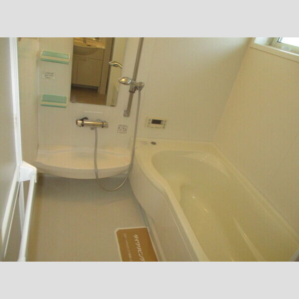 バス・シャワールーム　浴室