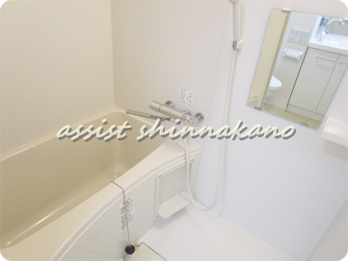 バス・シャワールーム　別号室の参考写真です