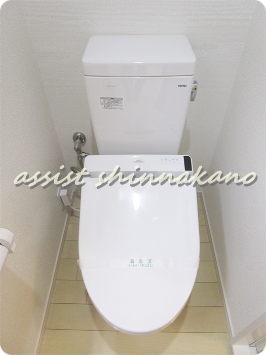 トイレ　別号室の参考写真です