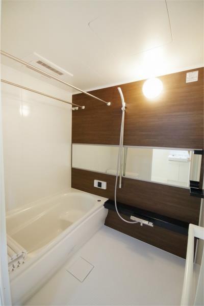 バス・シャワールーム　類似室内