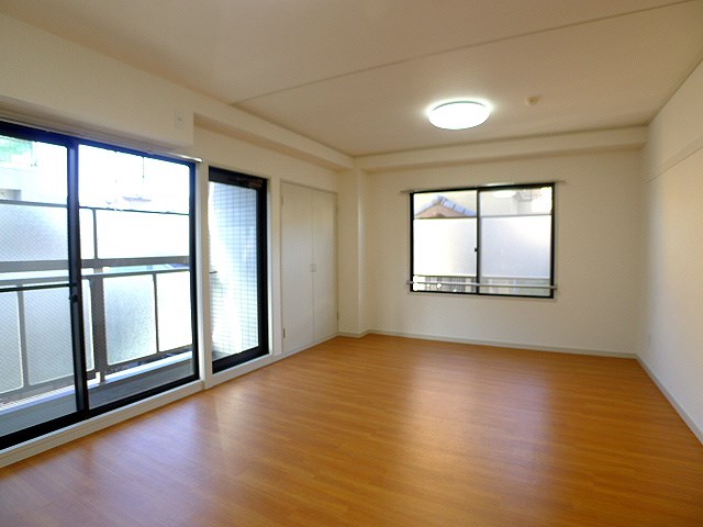 居室・リビング　リビング