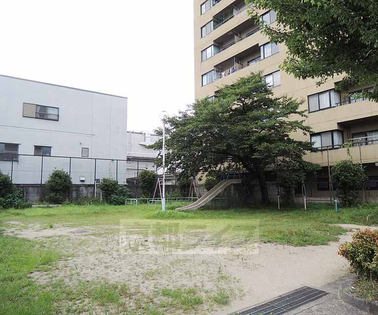 公園　皆山児童公園（公園）まで100m