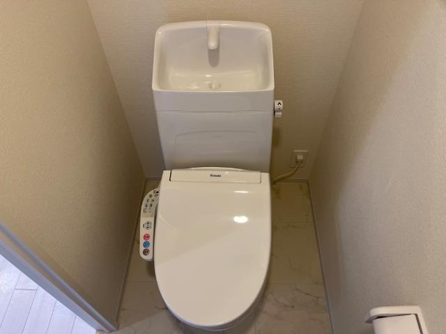 トイレ　シャワー付トイレ（イメージ）