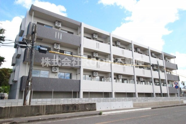 建物外観　外観は落ち着いています