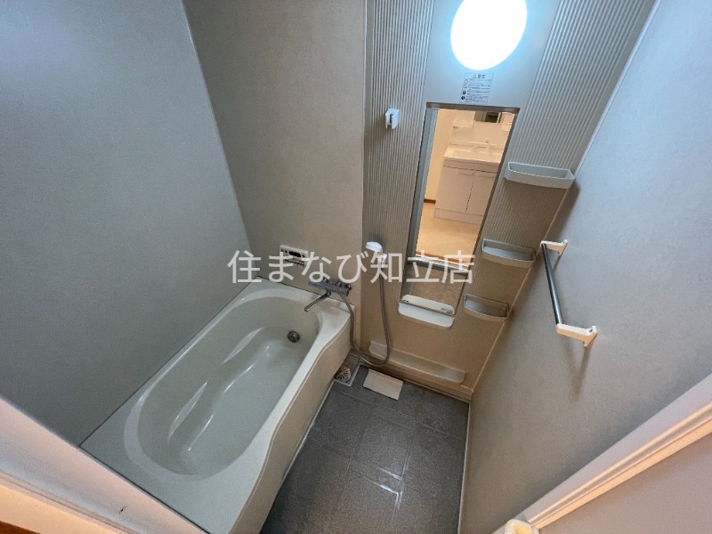 バス・シャワールーム　同型別部屋写真