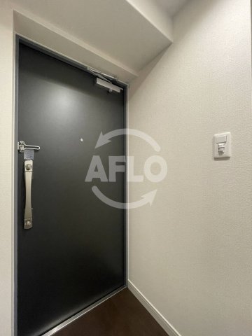 玄関　プレサンス海老江ジャルダン　玄関