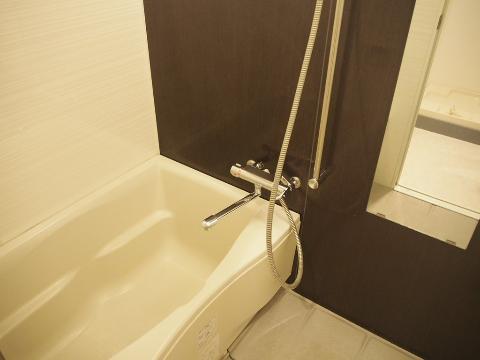 バス・シャワールーム　バス