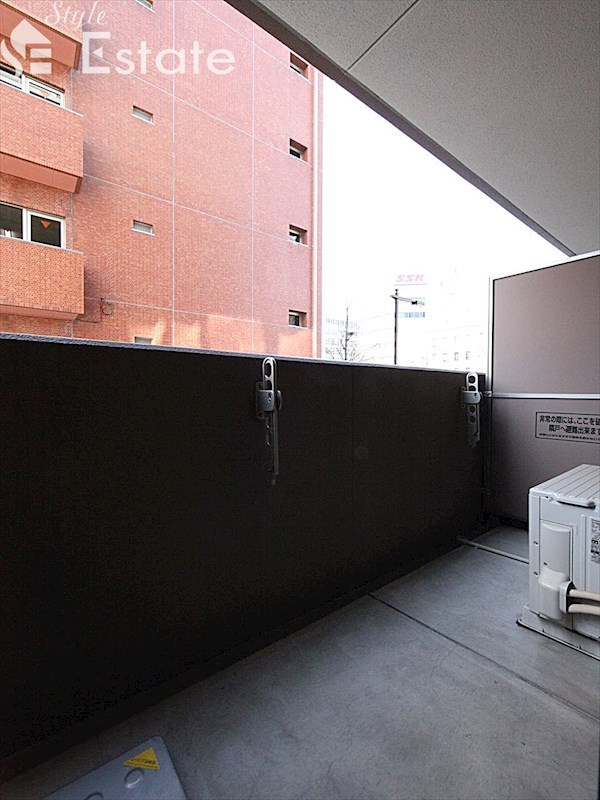 バルコニー　バルコニー