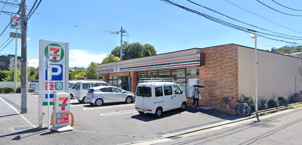 コンビニ　セブンイレブン 横浜上中里町店（コンビニ）まで614m