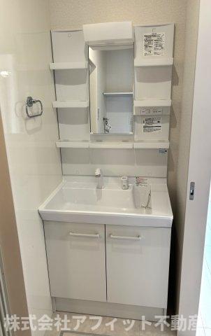 洗面設備　洗髪洗面化粧台