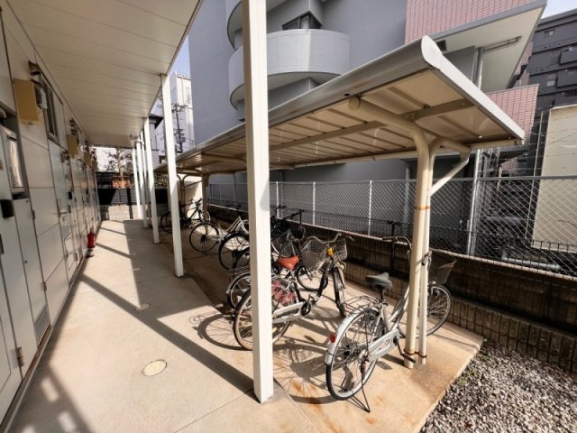 その他　駐輪スペースです。