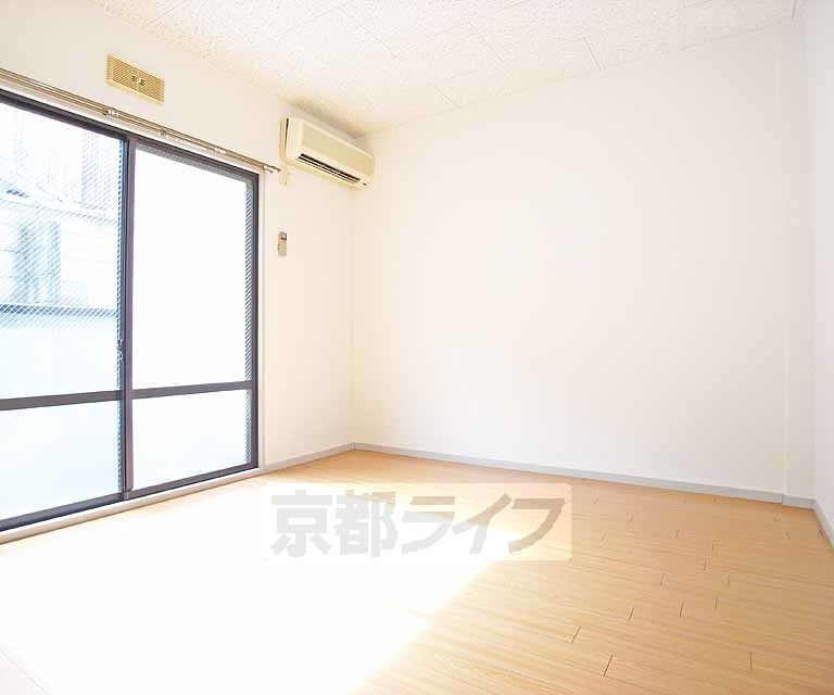 その他部屋・スペース　広々室内です。