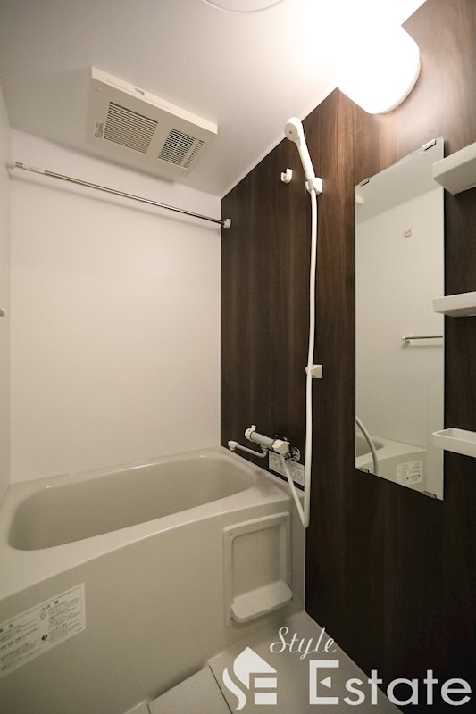 バス・シャワールーム　バスルーム　浴室乾燥