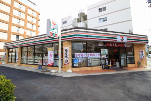 コンビニ　セブンイレブン 大阪豊里6丁目店（コンビニ）まで478m