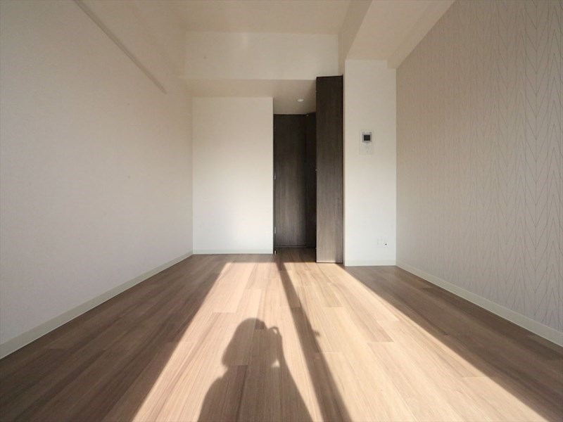 居室・リビング　洋室7.3帖　クローゼット付（収納充実してます）