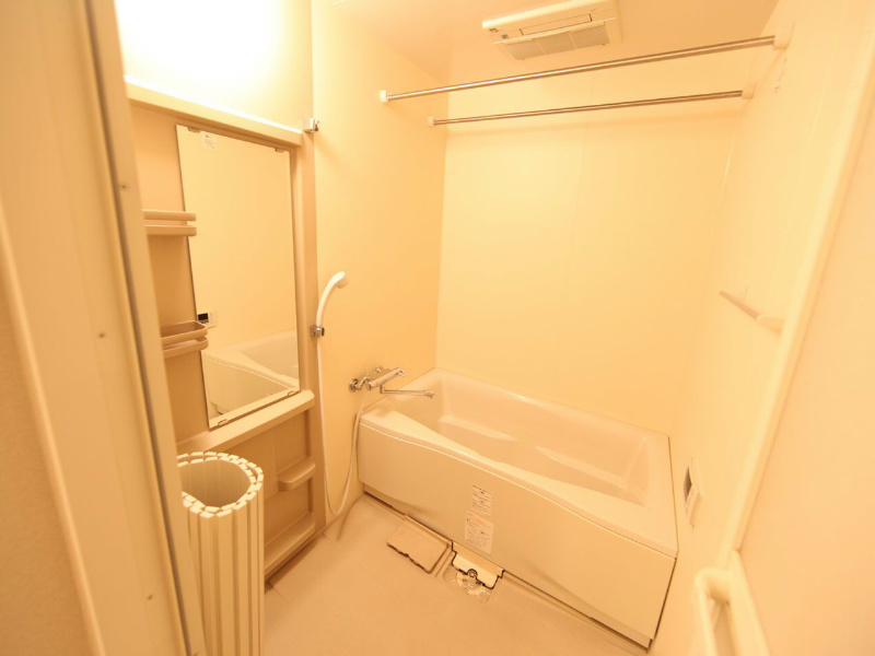 バス・シャワールーム　追い焚き　浴室暖房乾燥機　24時間換気　オートバスバスルーム