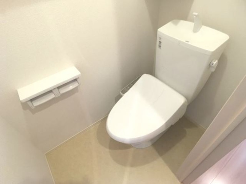 トイレ　図面と現状に相違がある場合には現状を優先