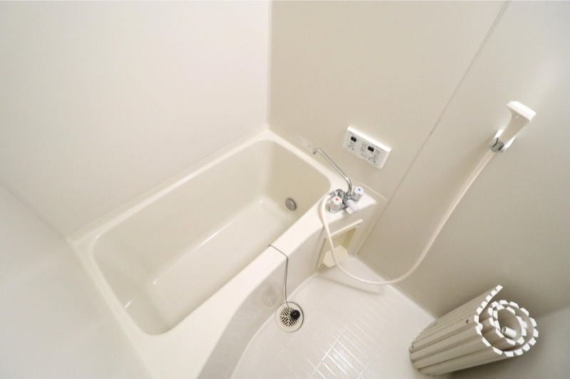 バス・シャワールーム　図面と現状に相違がある場合には現状を優先