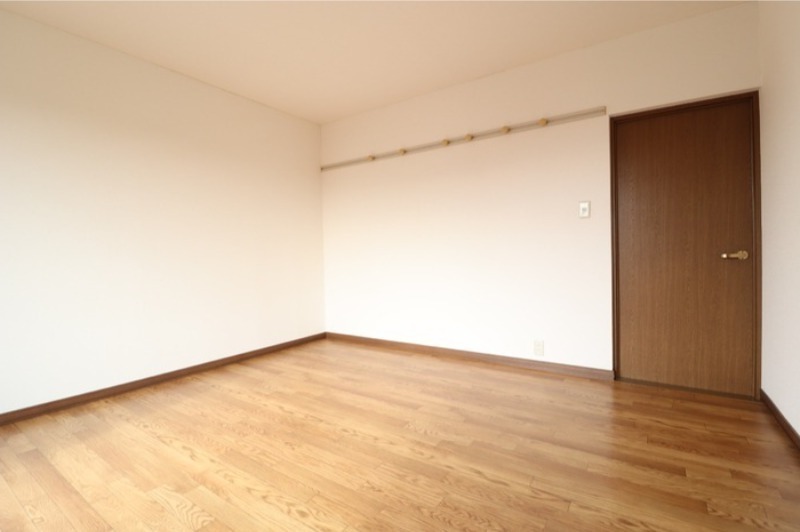 居室・リビング　図面と現状に相違がある場合には現状を優先