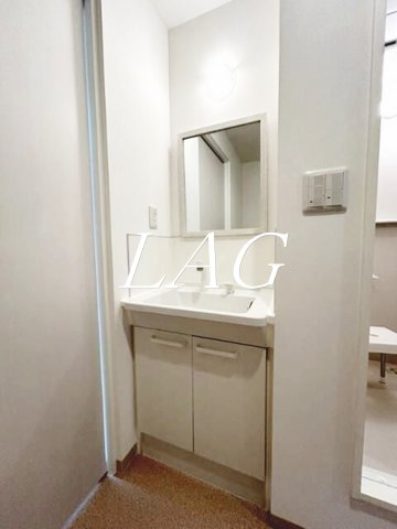 洗面設備　洗面台です。