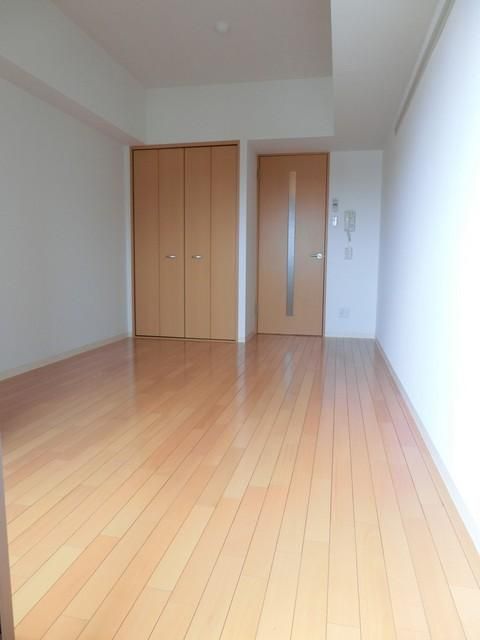 その他部屋・スペース　洋室７．１帖フローリングのお部屋です