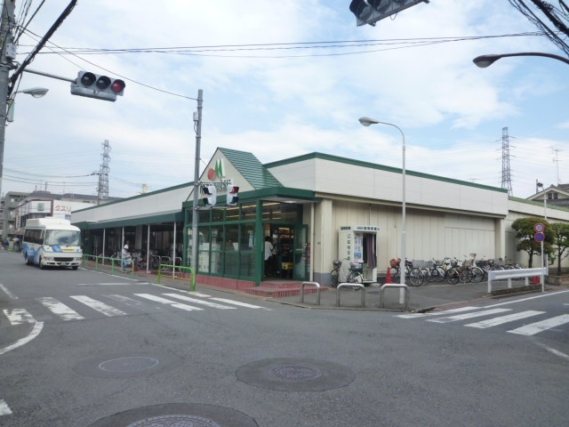 スーパー　マルエツ南大泉店（スーパー）まで581m