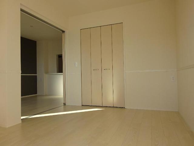 居室・リビング　室内