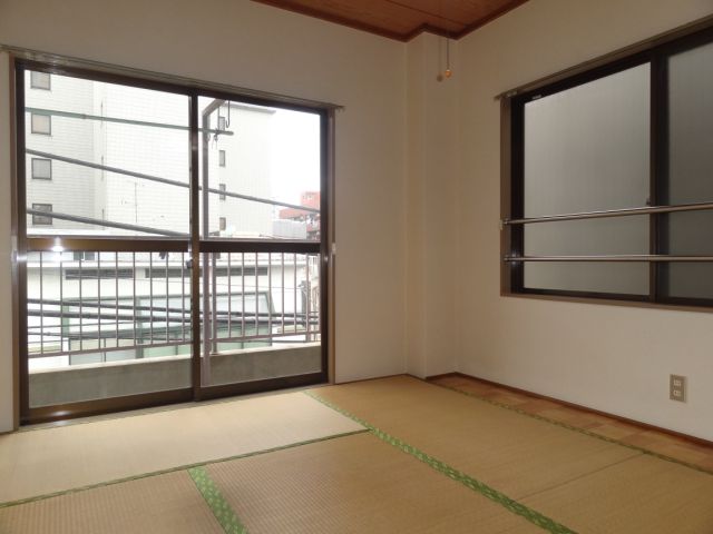 居室・リビング　和室