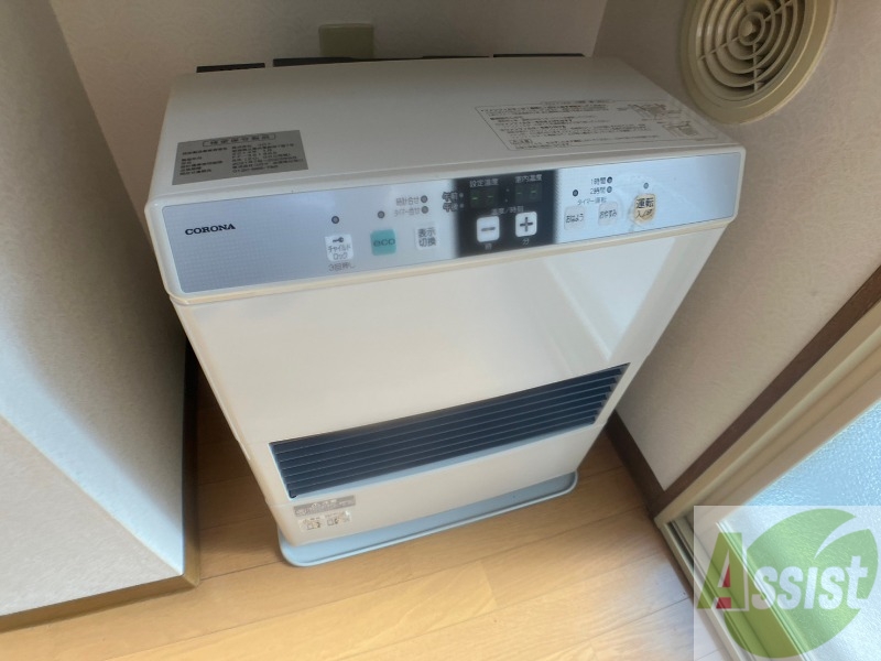 その他設備　灯油の給湯設備です。経済的で安心して使えますね。