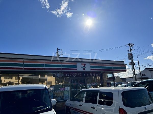 コンビニ　セブン-イレブン　豊川大崎町店（コンビニ）まで663m