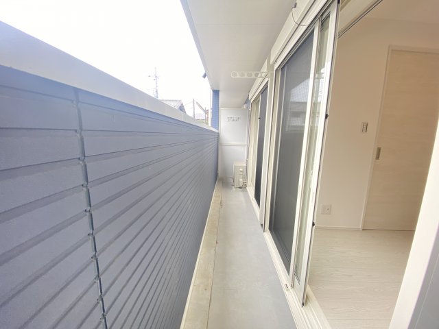 バルコニー　広々としたバルコニーです