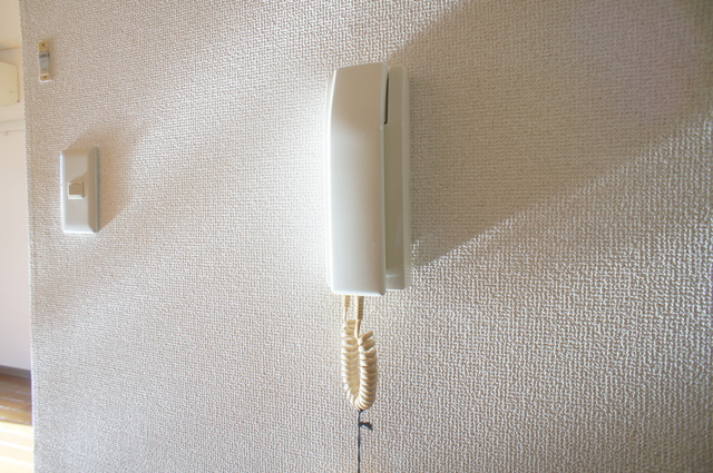 セキュリティ　快適な暮らしを守るインターホン付で安心ですね☆