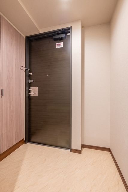 玄関　※写真は同タイプ住戸です。