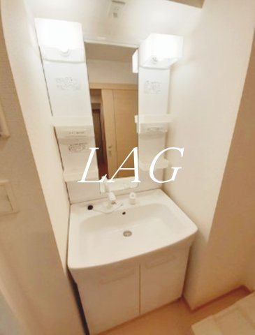洗面設備　洗面台です。