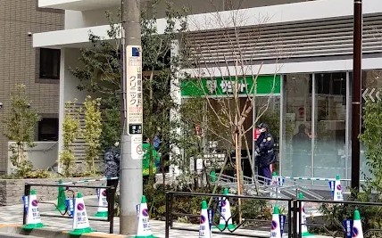 スーパー　サミットストア湯島天神南店（スーパー）まで338m