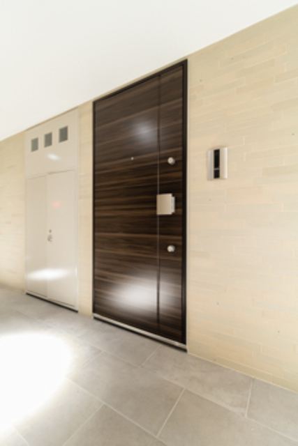 玄関　※写真は同タイプ住戸です。