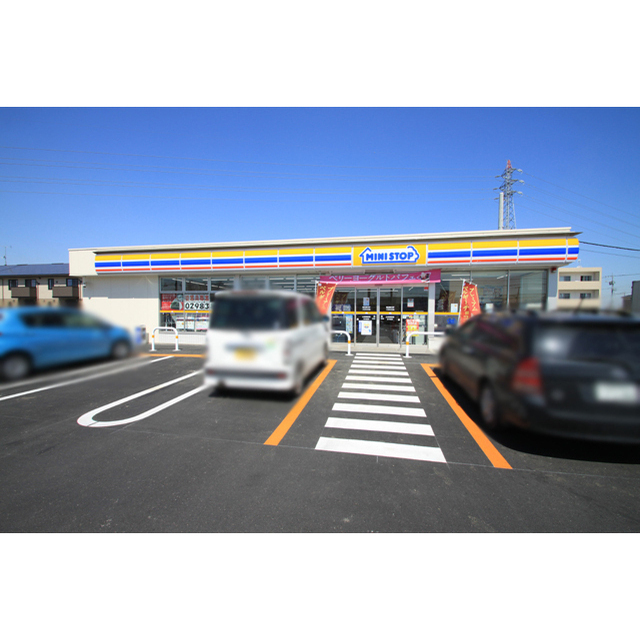 コンビニ　ミニストップつくばみどりの店（コンビニ）まで398m
