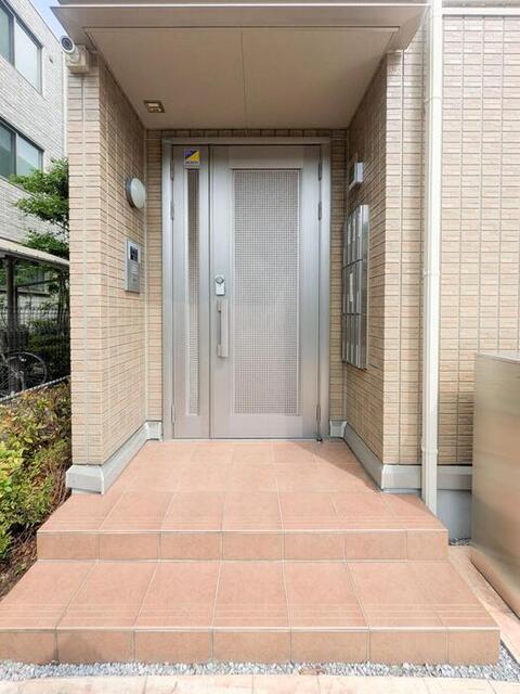 エントランス　出入口