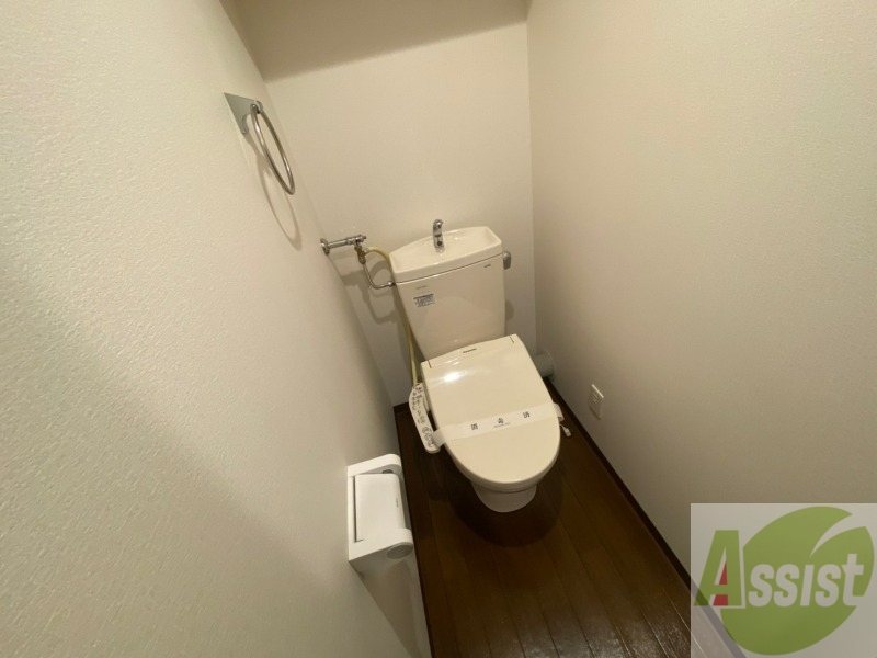 トイレ　トイレです。ウォシュレット付を探している方、おすすめです。