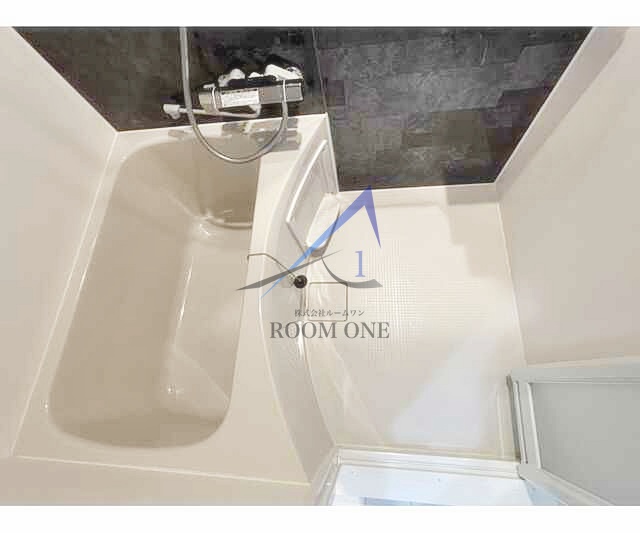 バス・シャワールーム　お風呂です。