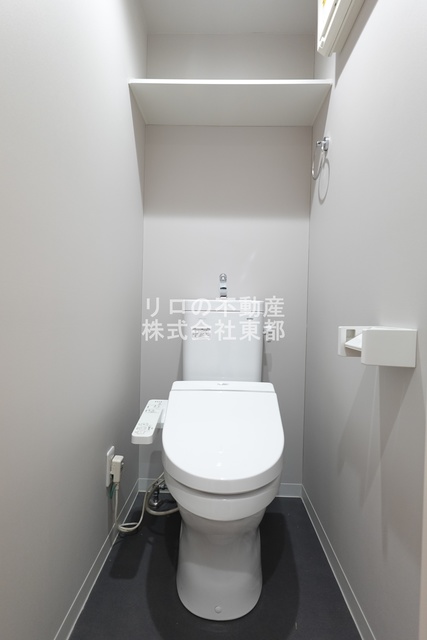 トイレ　洗浄・暖房便座付です！