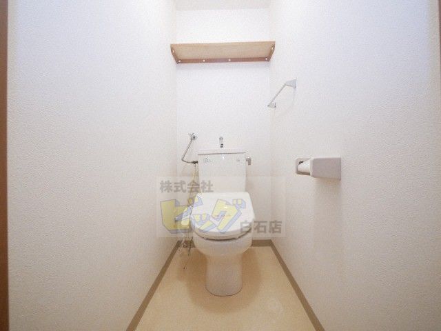 トイレ　ウォシュレット完備しています♪