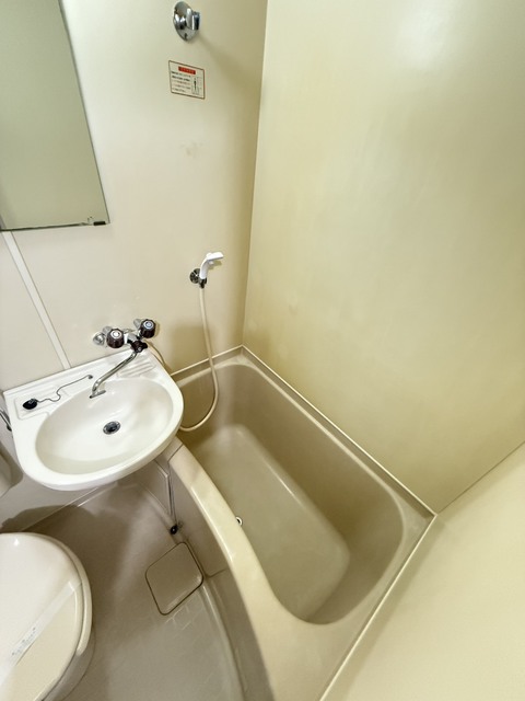 バス・シャワールーム　別部屋参考写真です